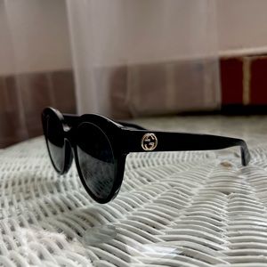 GUCCI LARGE CAT EYE ❤️